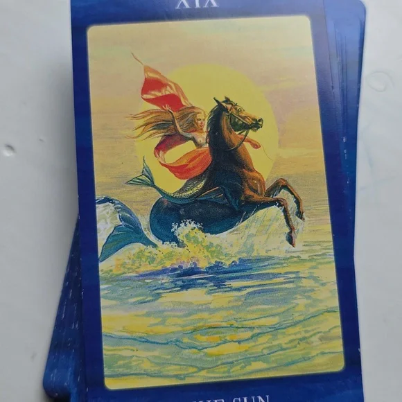 Tarot of Mermaids Deck Mauro De Luca , Pietro Alligo 78 Card Deck - Picture 6 of 10